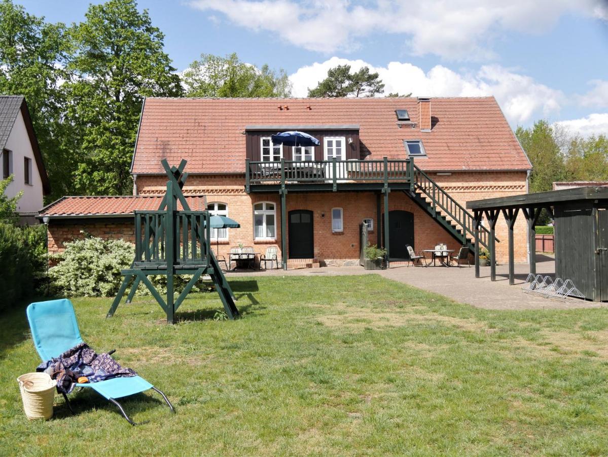 Lindenhof Wohnung 2, Erdgeschoss Vipperow Exterior foto