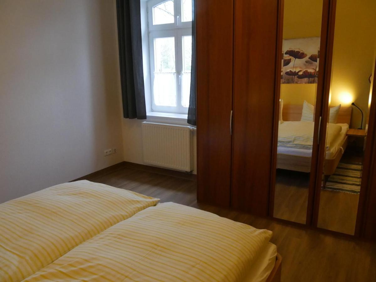 Lindenhof Wohnung 2, Erdgeschoss Vipperow Exterior foto